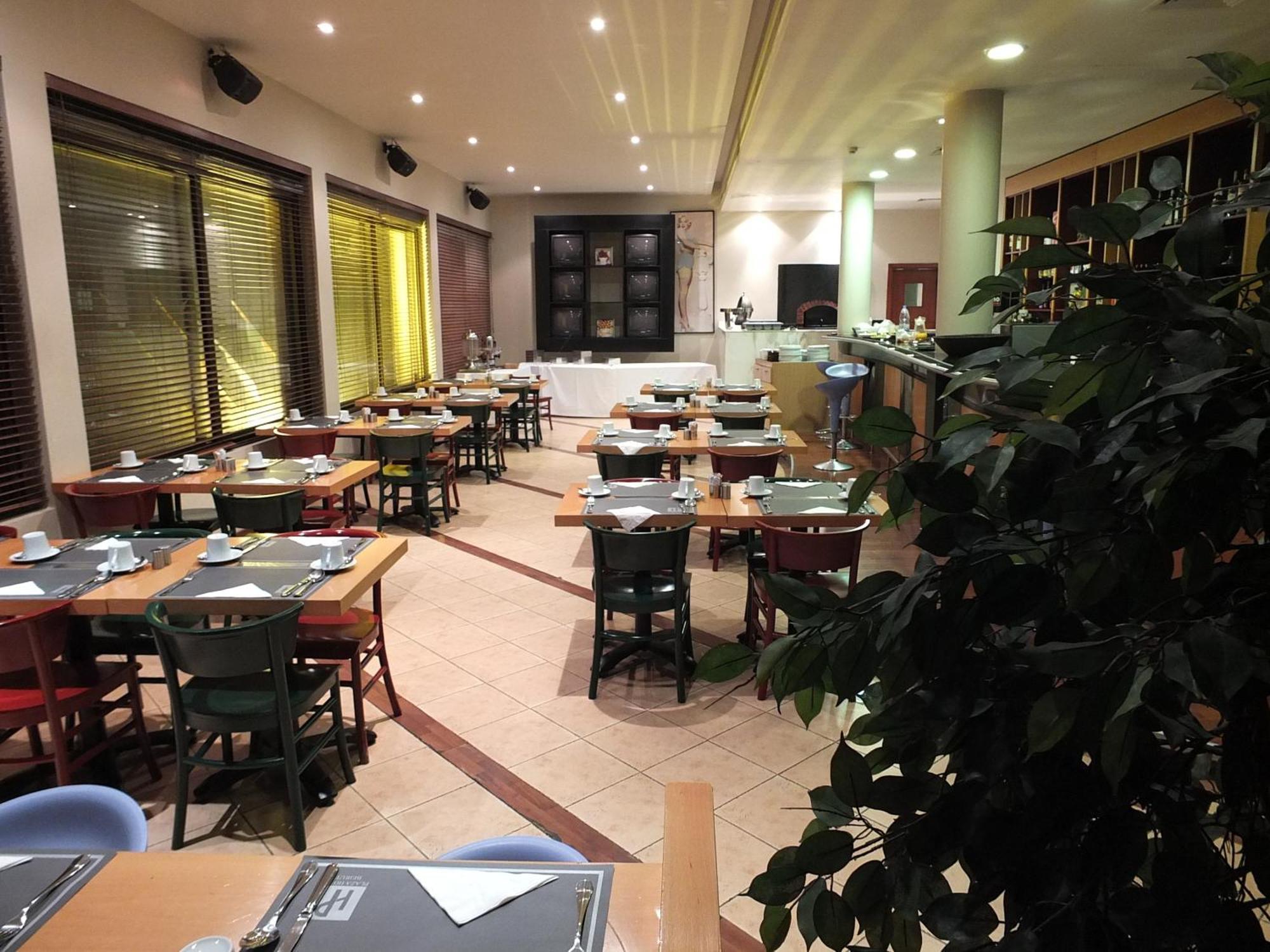 Plaza Hotel Bejrút Kültér fotó