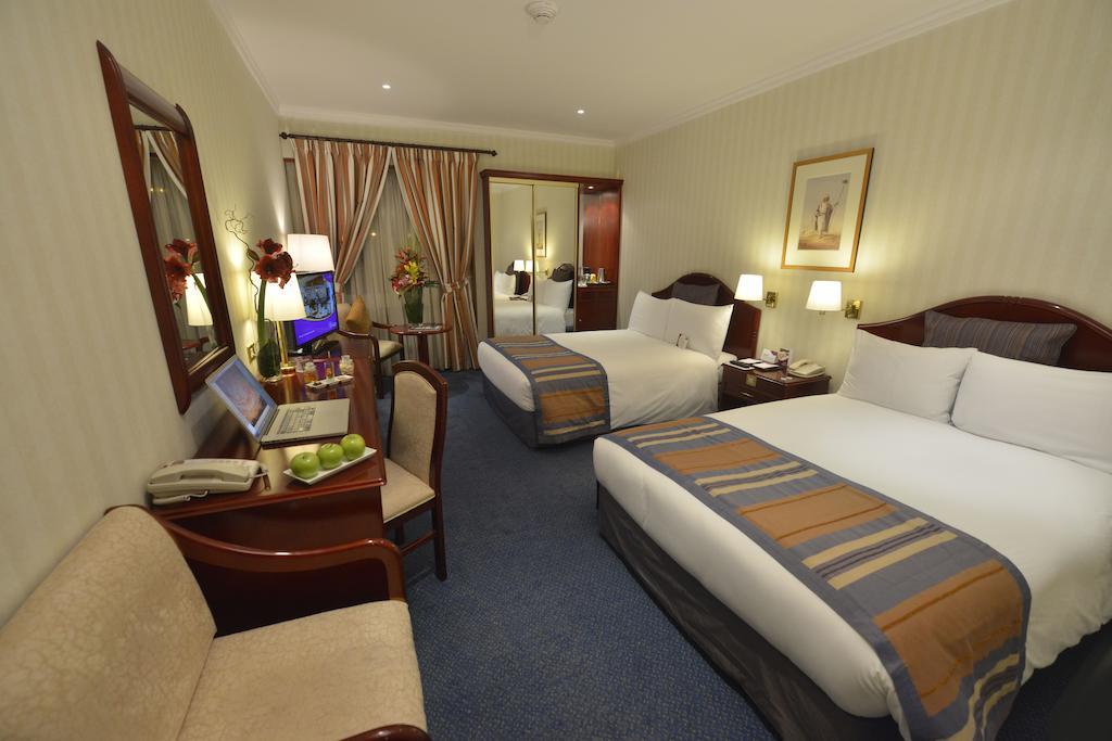 Plaza Hotel Bejrút Kültér fotó